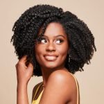 African Pride Moisture Miracle Coconut & Honey Leave-In Conditioner Spray 237ml African Pride